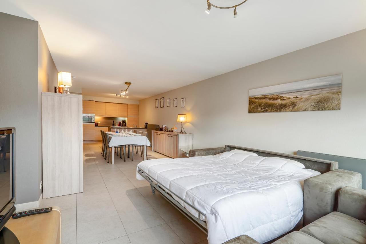 Luxury Apartment With Garden Close To The Beach Oostende Exteriör bild
