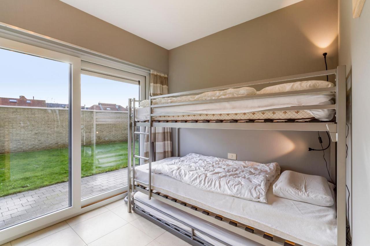 Luxury Apartment With Garden Close To The Beach Oostende Exteriör bild